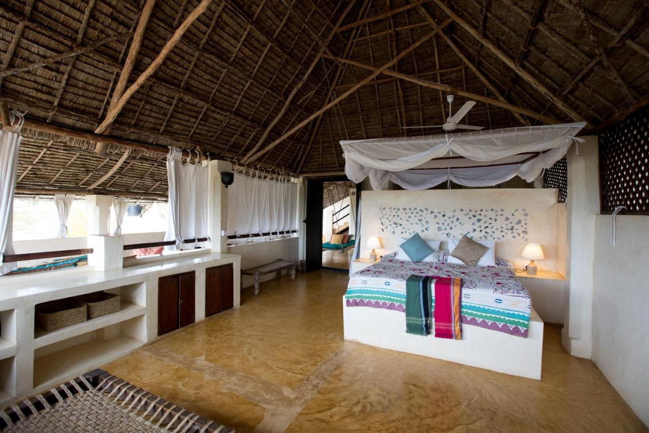 Banana House And Wellness Centre Hotel Lamu Exterior photo