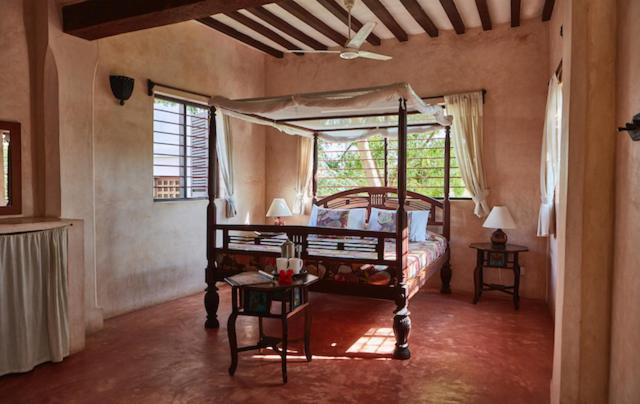Banana House And Wellness Centre Hotel Lamu Exterior photo