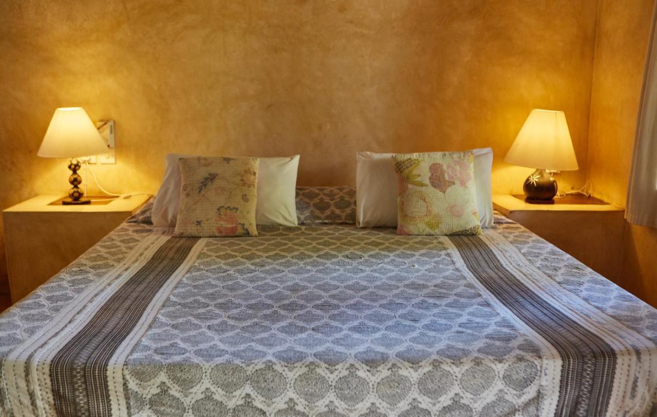 Banana House And Wellness Centre Hotel Lamu Exterior photo