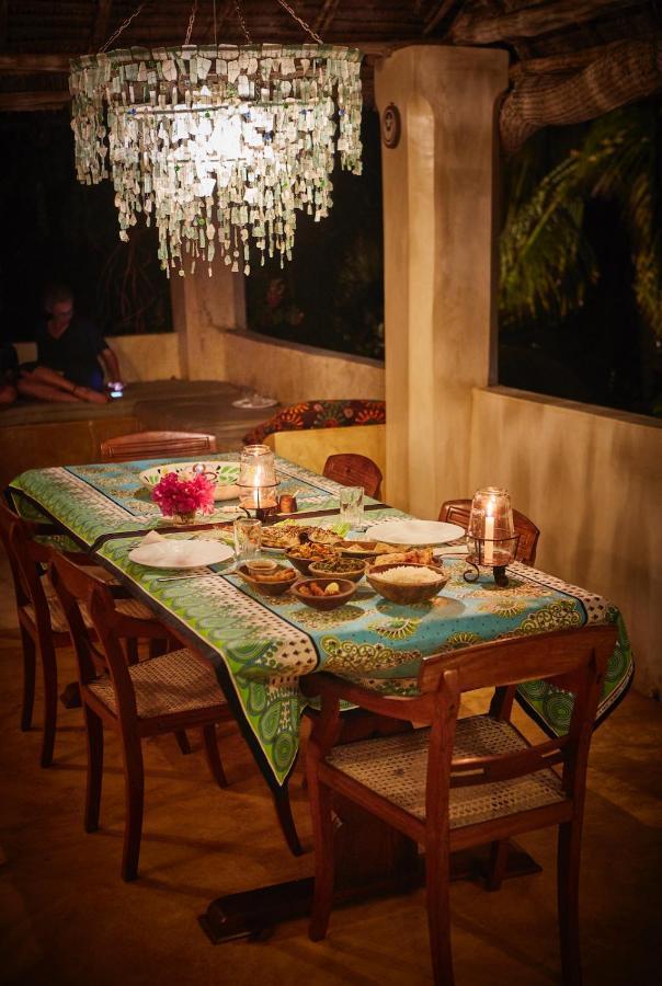 Banana House And Wellness Centre Hotel Lamu Exterior photo